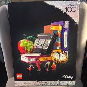 LEGO Disney 100th Anniversary Set